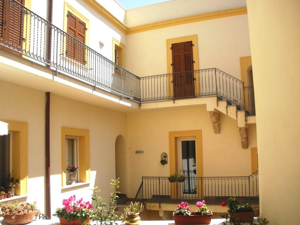 B&B Case A San Matteo Marsala Bagian luar foto
